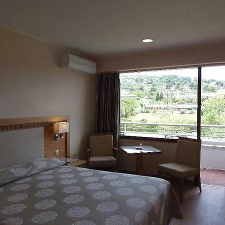 Mediterranee Hotell 4*