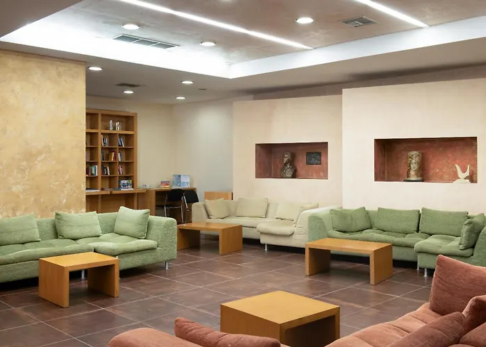 Mediterranee Hotel 4*