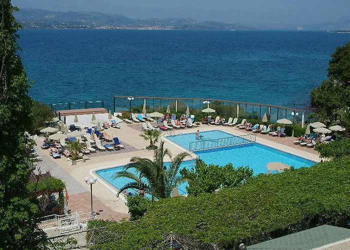 Mediterranee מלון 4*